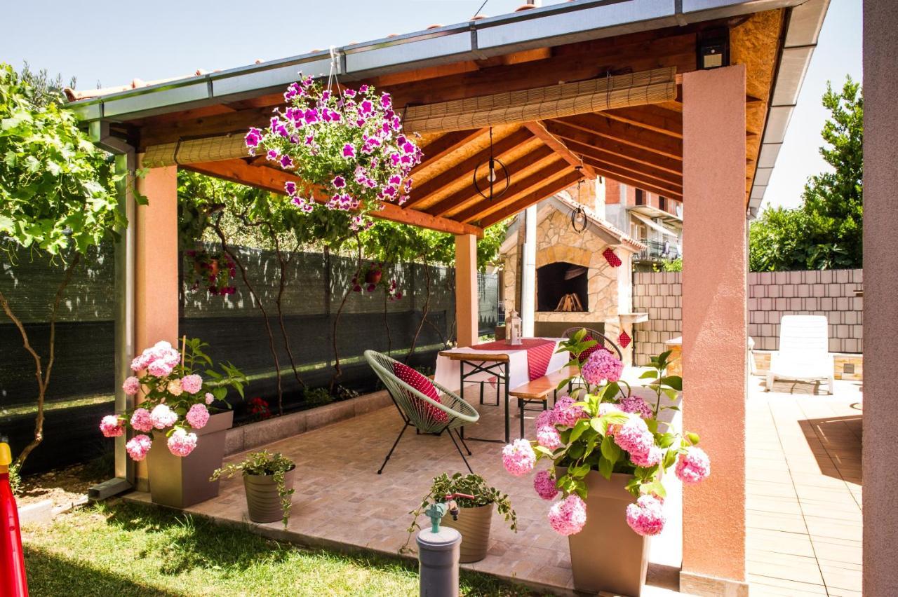 Apartman Sunny Vacay Kastela Exterior photo