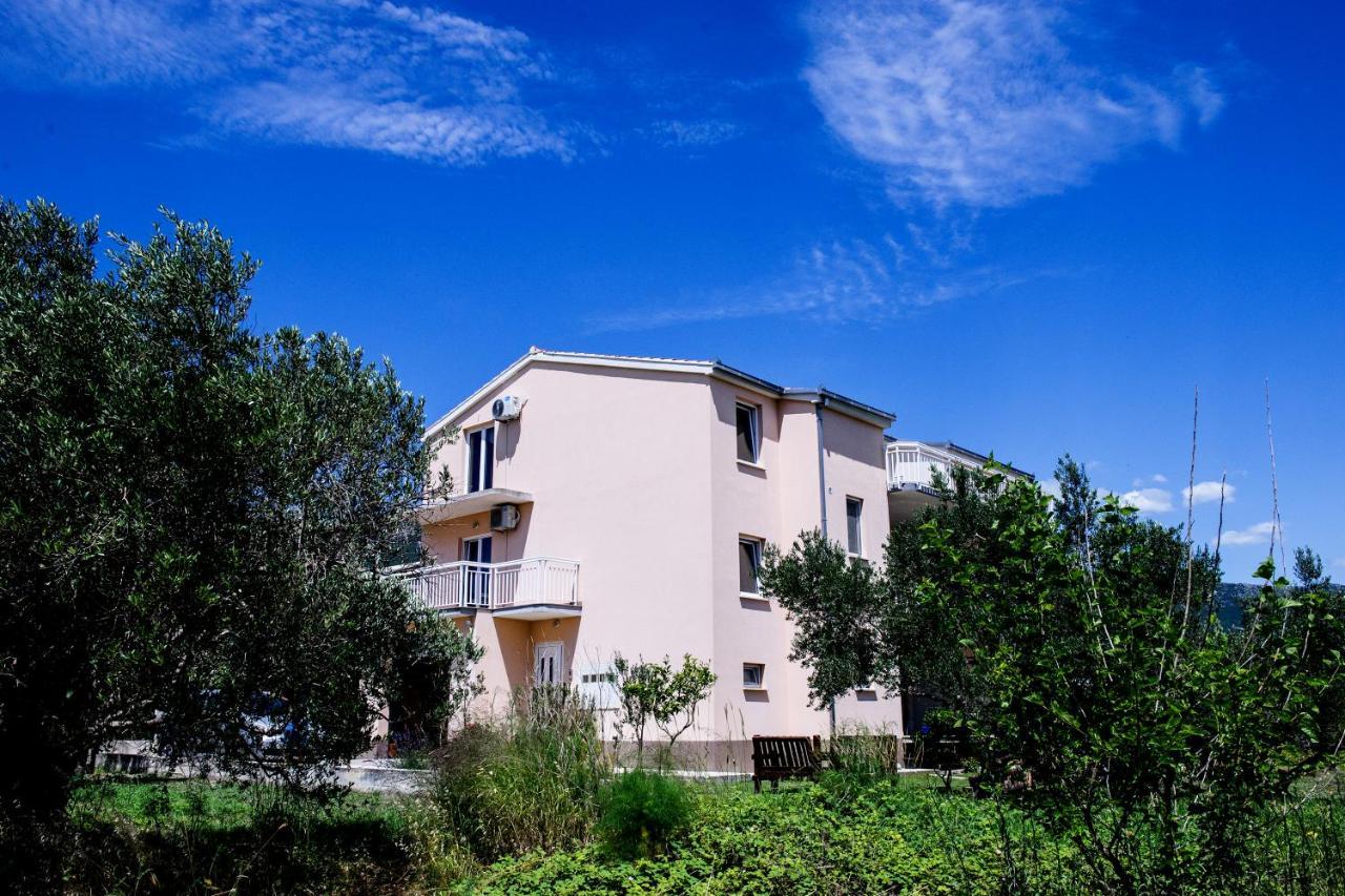 Apartman Sunny Vacay Kastela Exterior photo