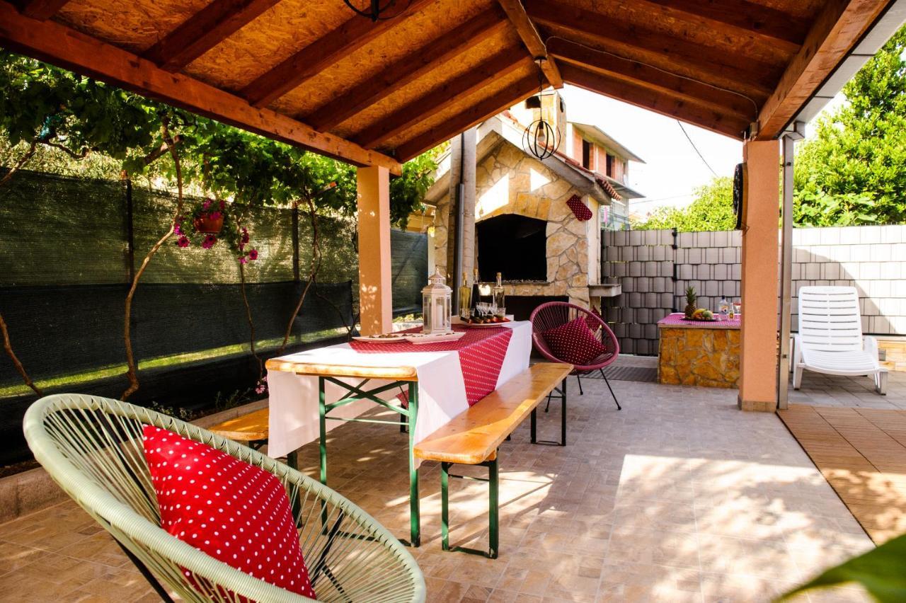 Apartman Sunny Vacay Kastela Exterior photo