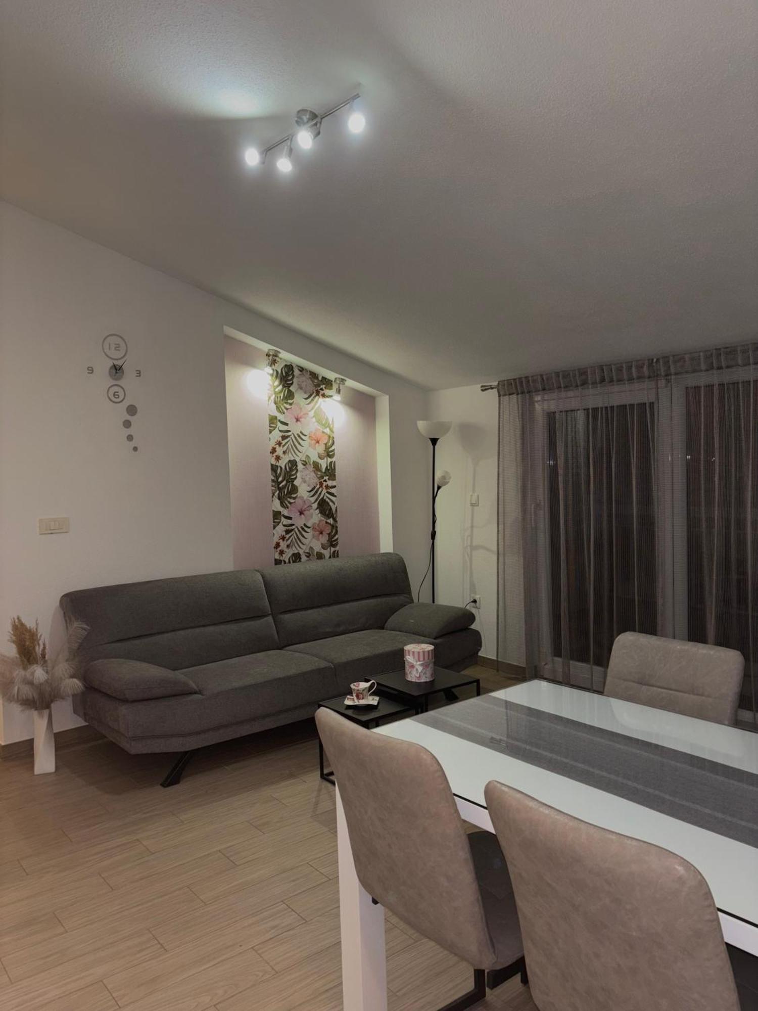 Apartman Sunny Vacay Kastela Exterior photo